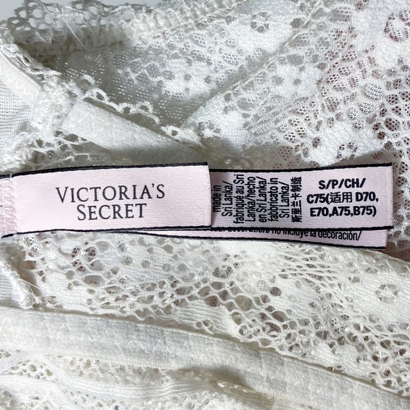 Victoria’s Secret Lace High-Neck Halter Triangle Bralette Small - Picture 8 of 11